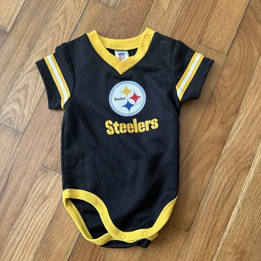 Pittsburgh Steelers Baby Short Sleeve Jersey Bodysuit Size 6-12 M